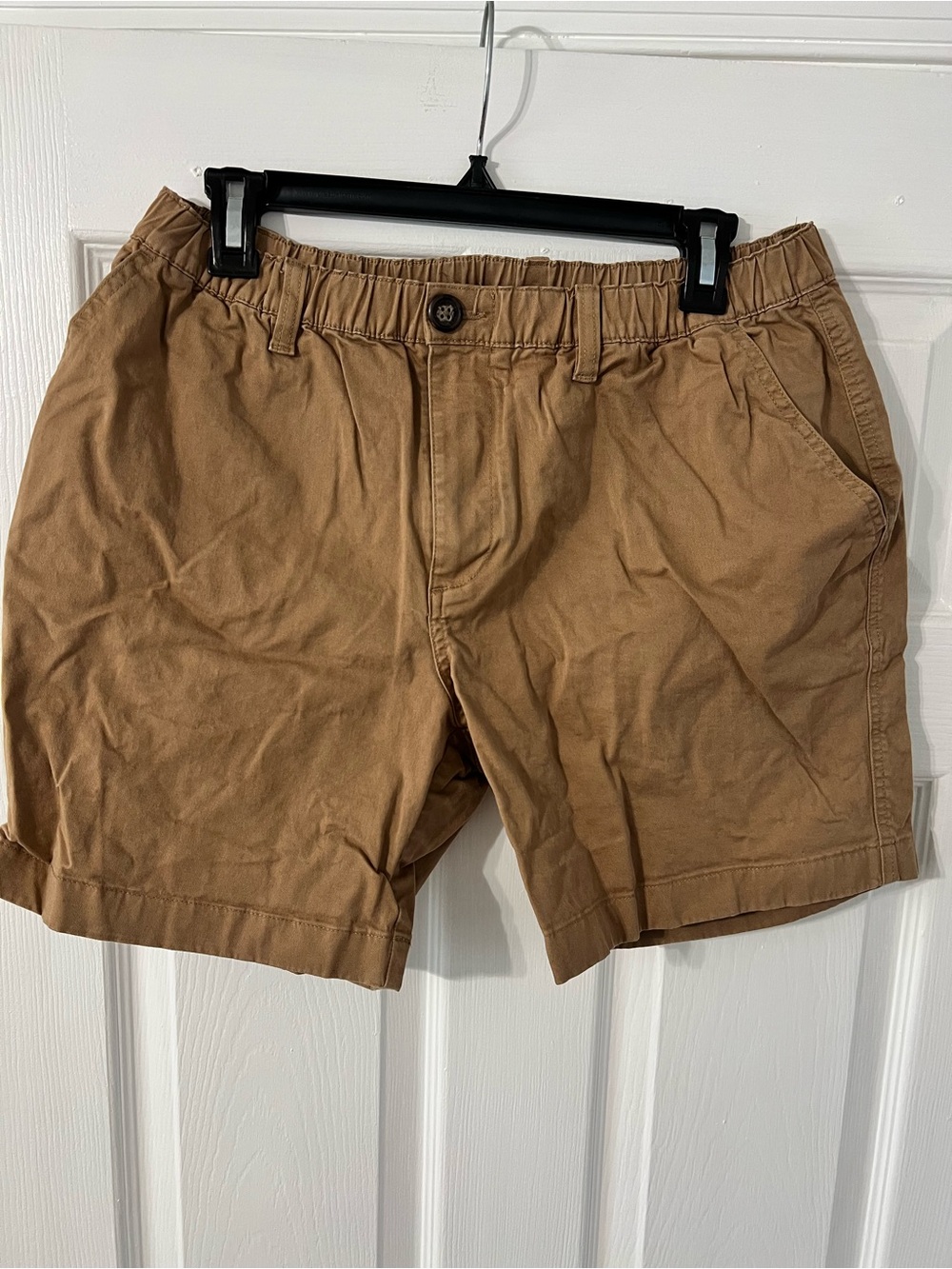 chubbies Men's Stretch Chino Shorts in Tan